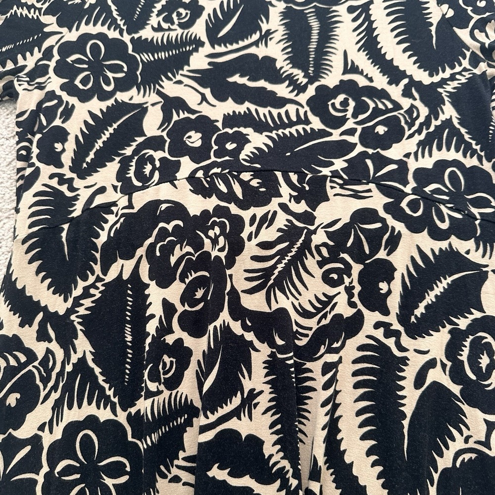 BODEN Crew Neck Jersey Knit Midi Dress Floral Abstract Garden Black Tan Size 8 P - Picture 15 of 16